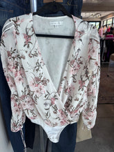 Forever New Floral long sleeve body suit S