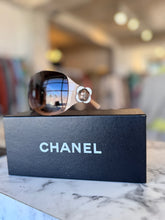 Chanel beige & white Camellia flower sunnies