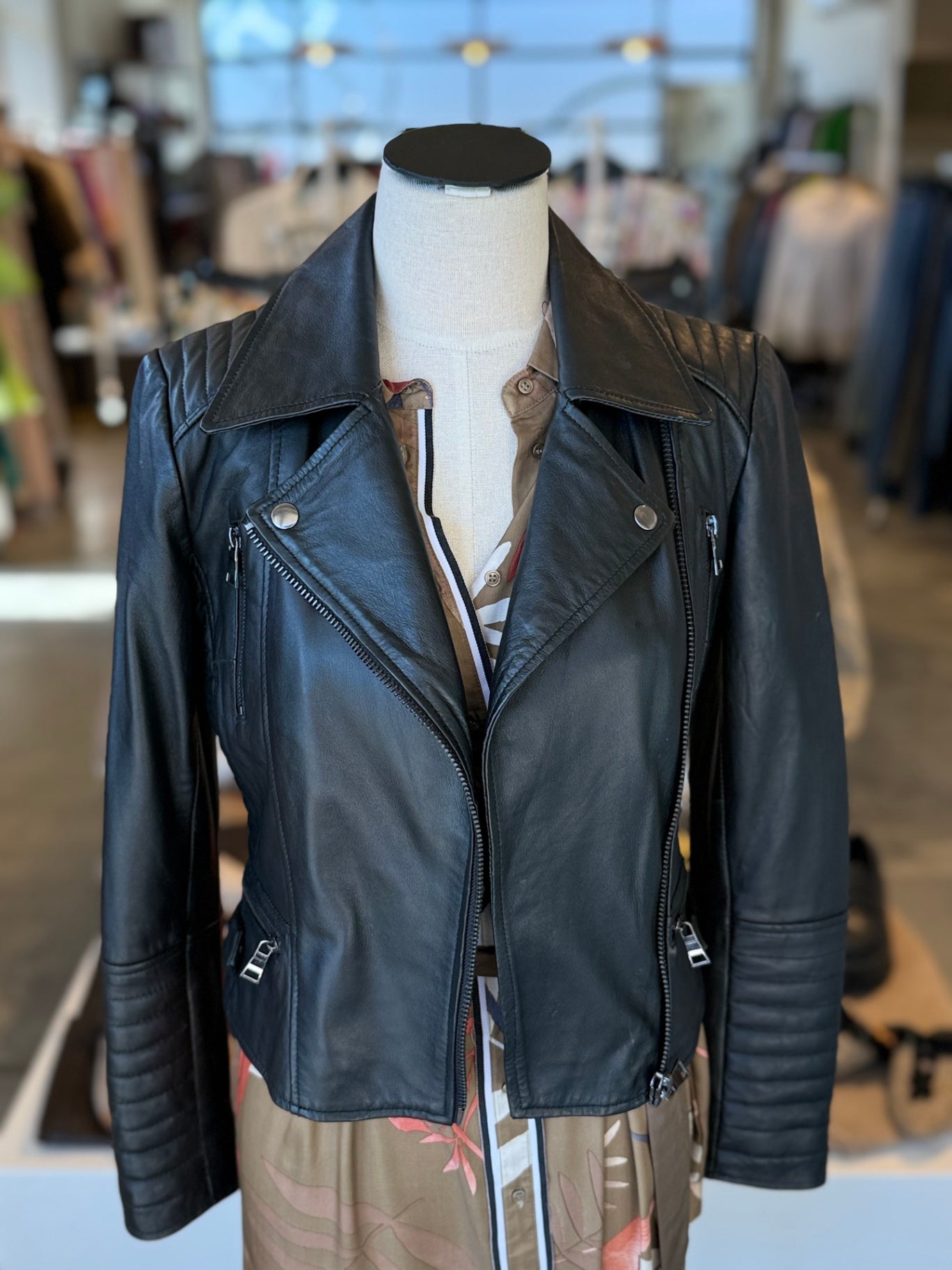 Forever New black biker leather jkt 8 RRP 3500