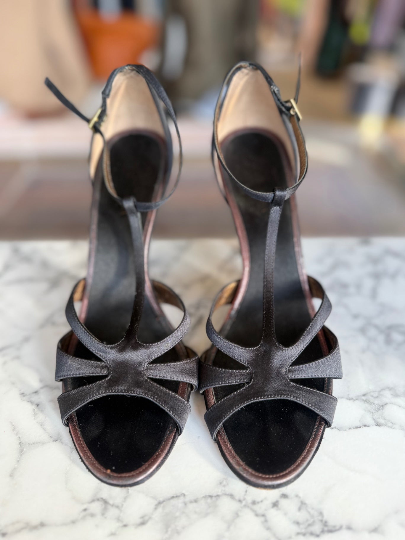 BCBGMAXAZRIA black satin heels 6 RRP 3.5K