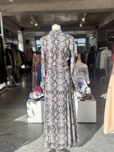 Massimo Dutti snakeskin shirt dress with belt EUR38/Small