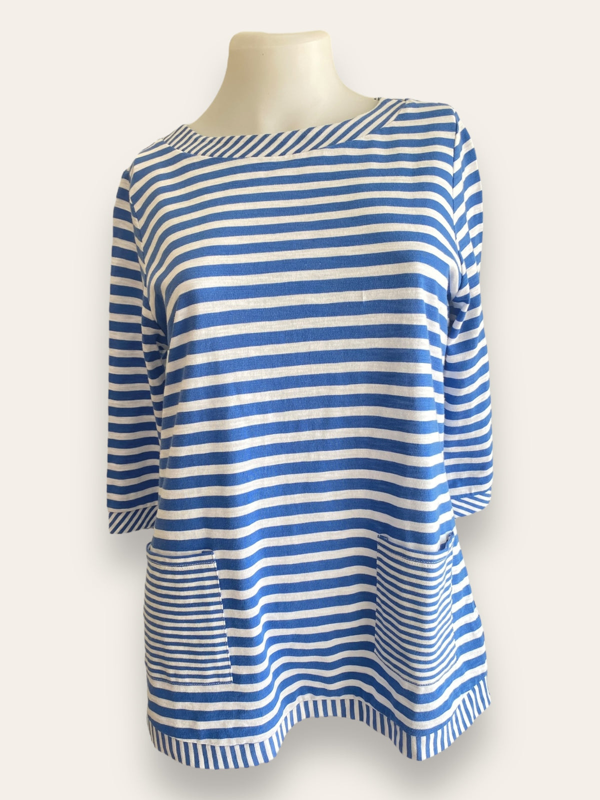 Yarra Trail blue/white striped top w pockets XS