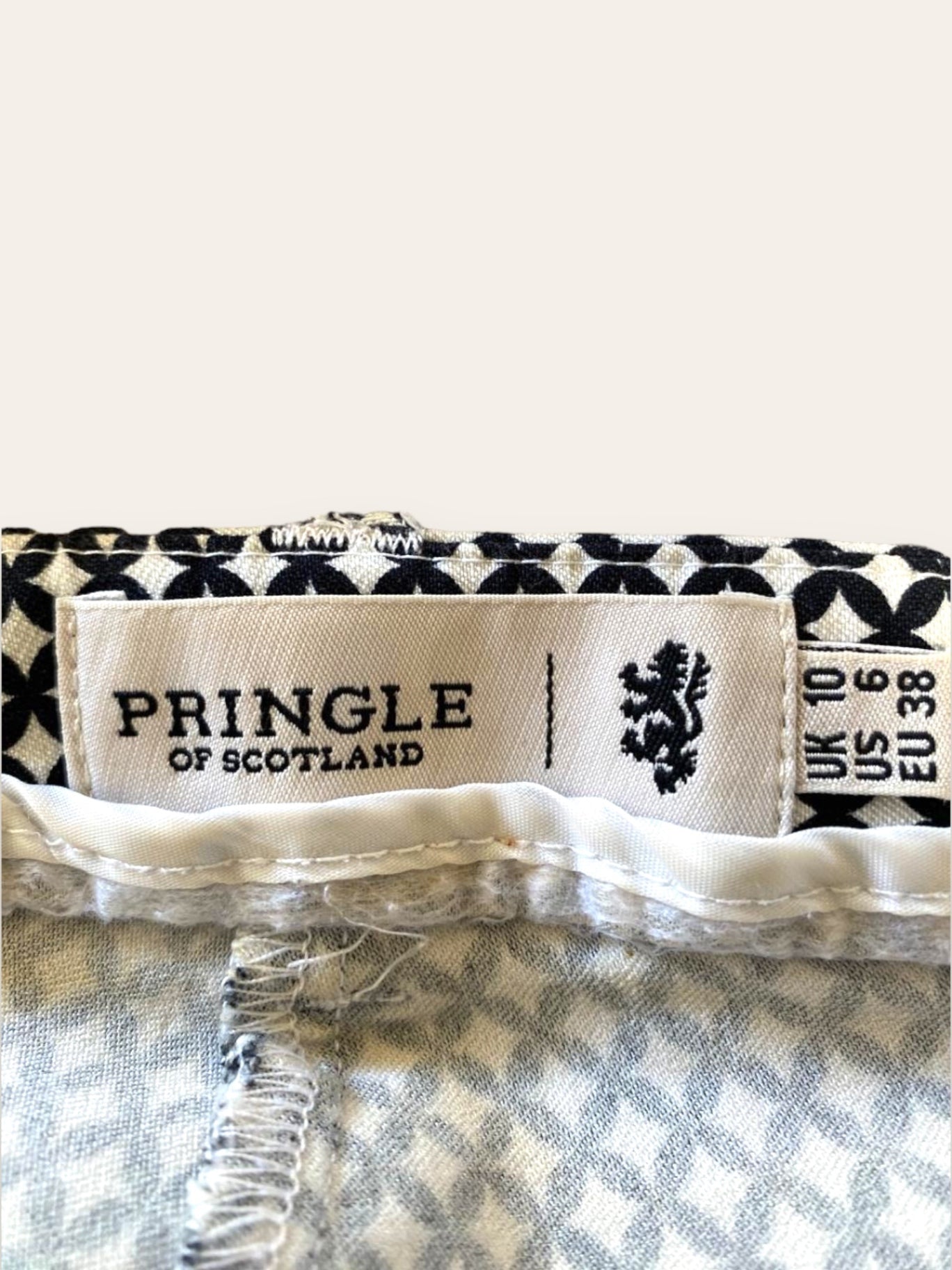 Pringle Black/white print pants 10