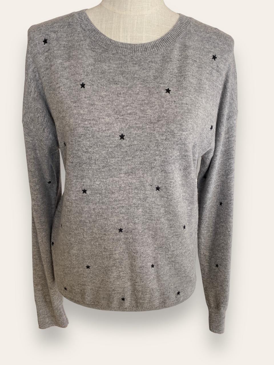 Country Road Light grey with star print Knit Medium