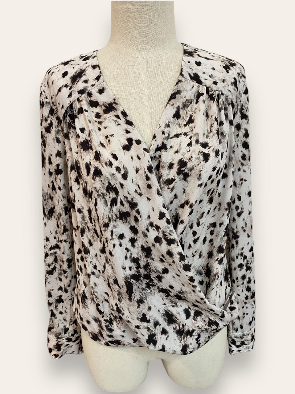 Forever New Animal print blouse EUR34