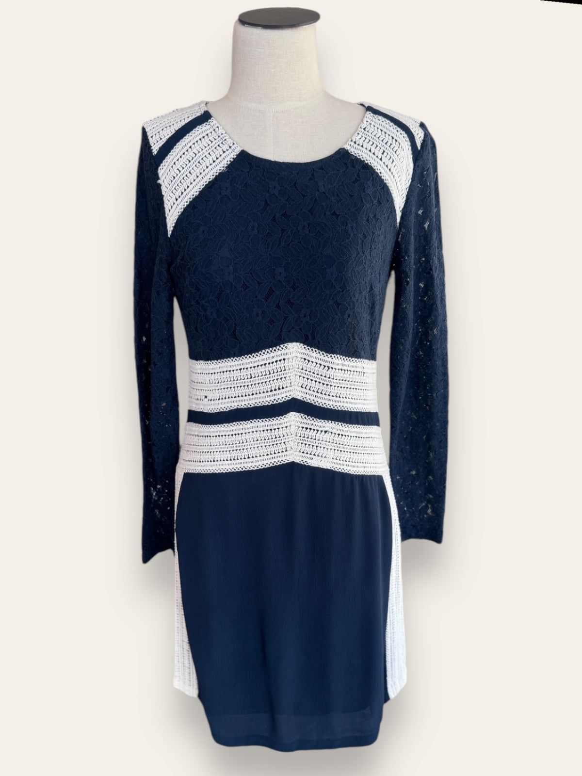 Cream Navy and White lace Dress 36