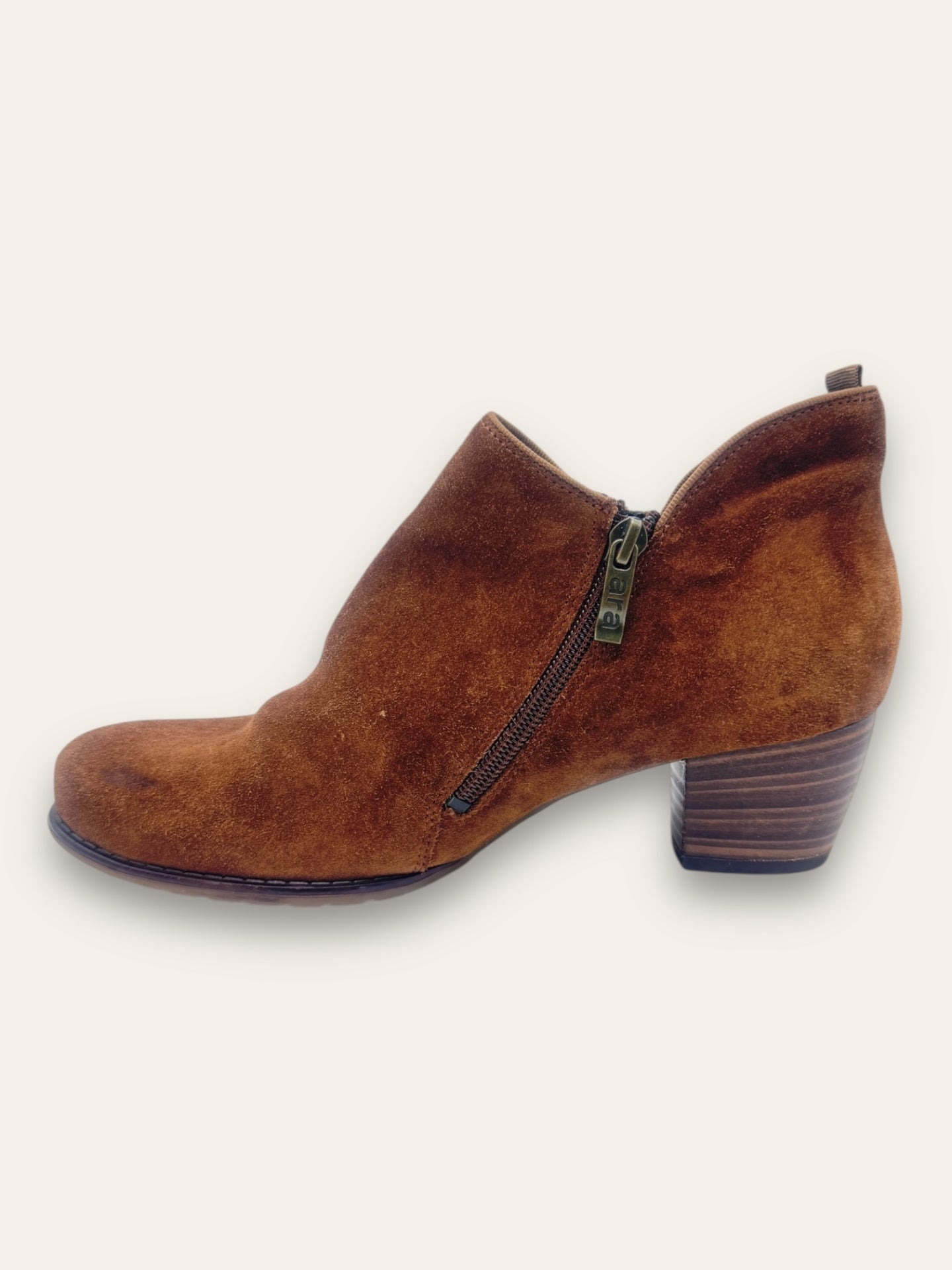 Luftpolster tan brown ankle Boots 5.5