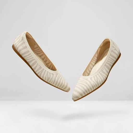 VIVAIA zebra pointy flats size 8.5 (41.5) With Box