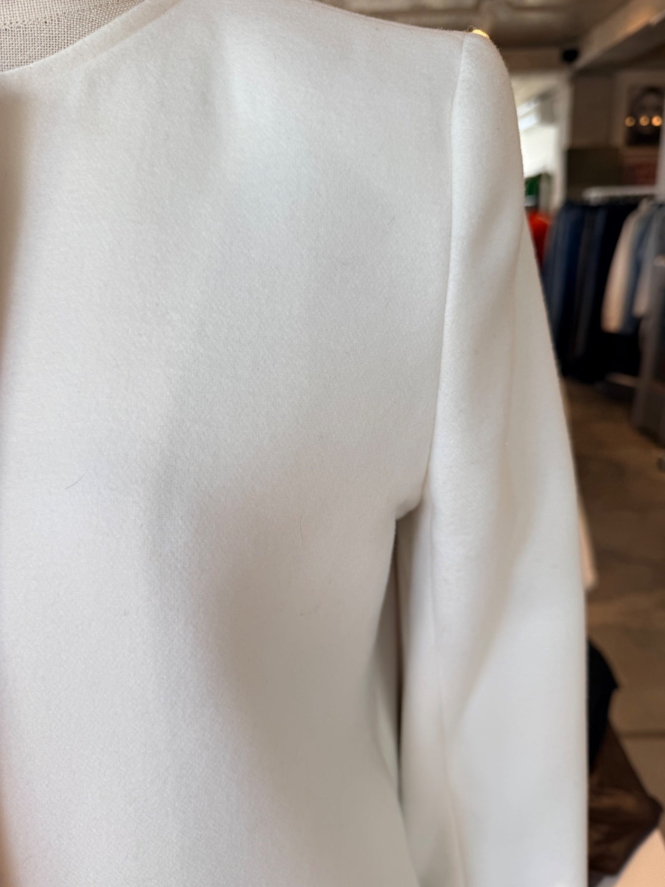 Pringle of Scotland white coat 10