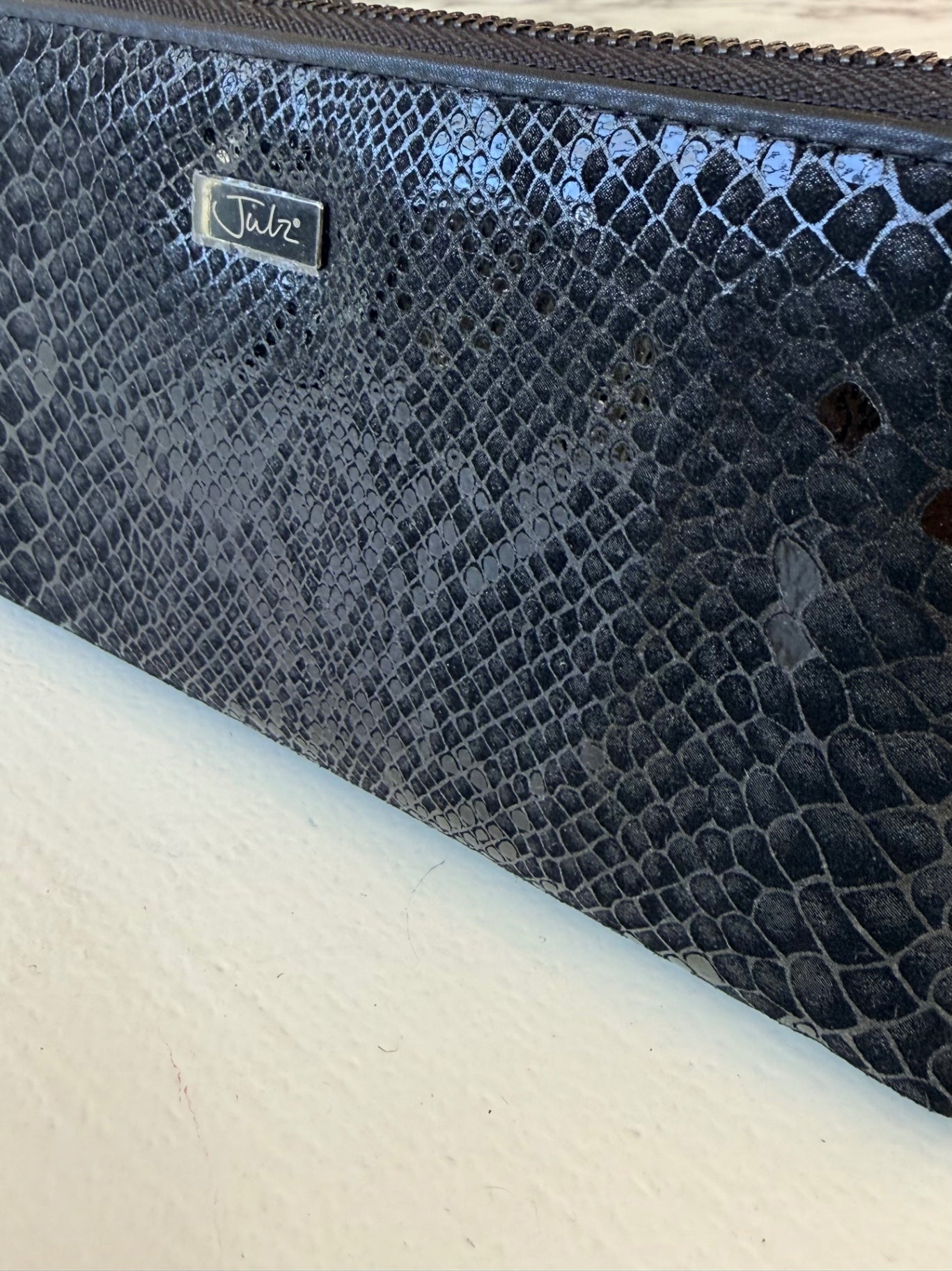 Julz Constance black wallet New with box
