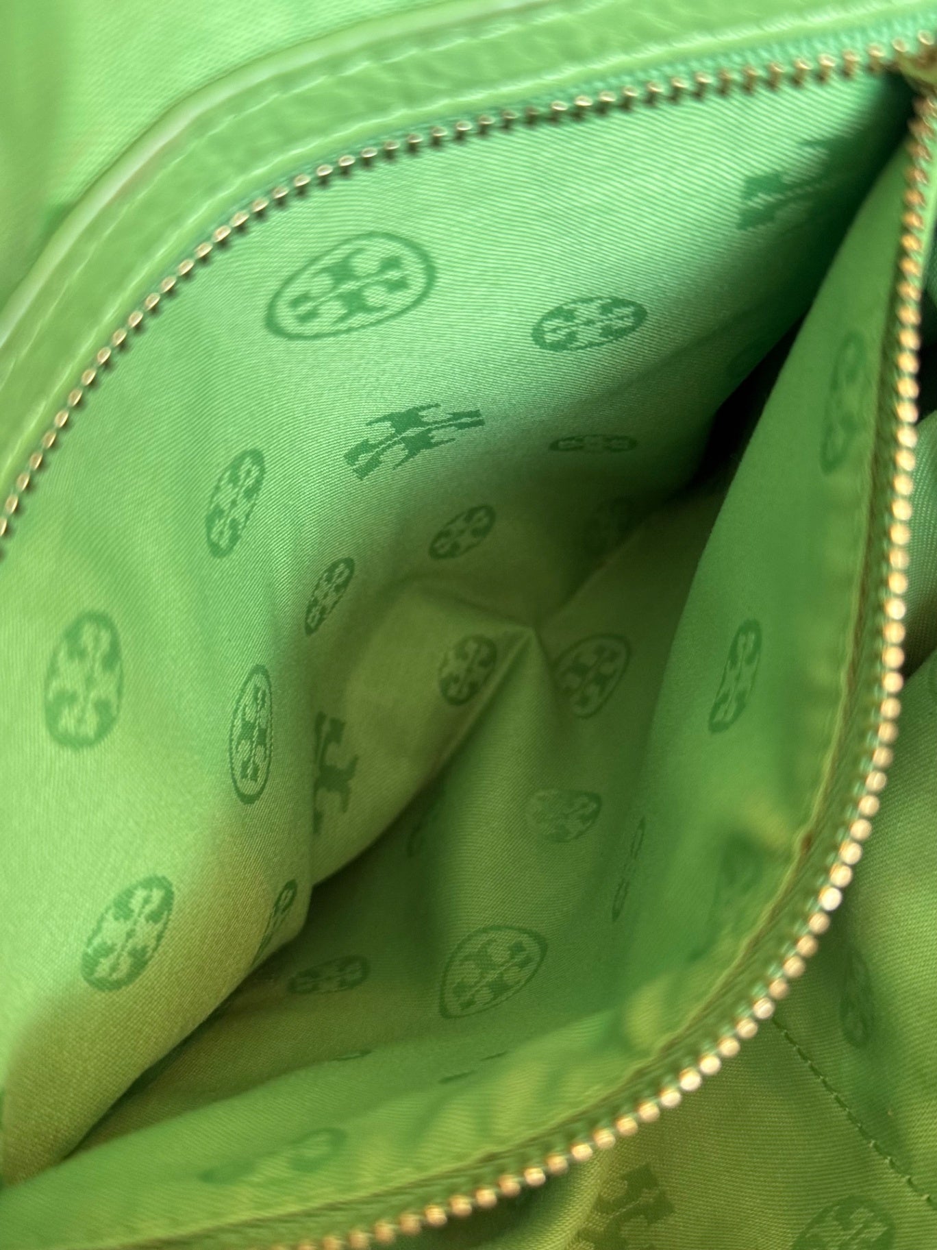 Tory Burch green leather cross body bag RRP 4.8K