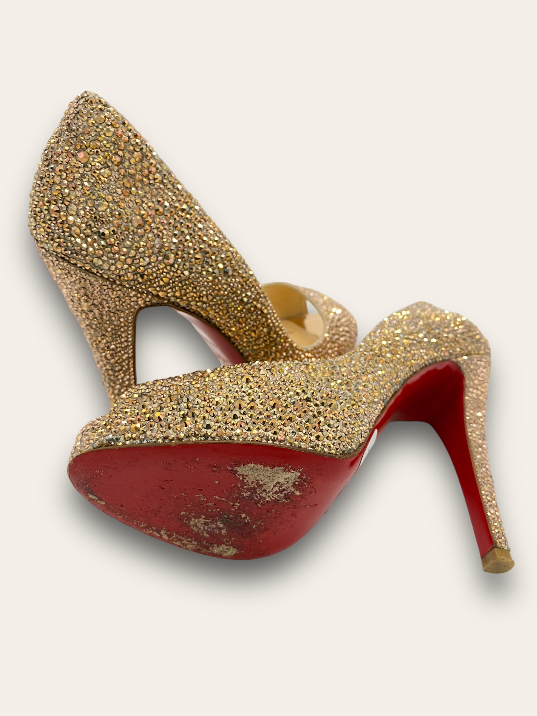 Gold 2024 sparkly louboutins