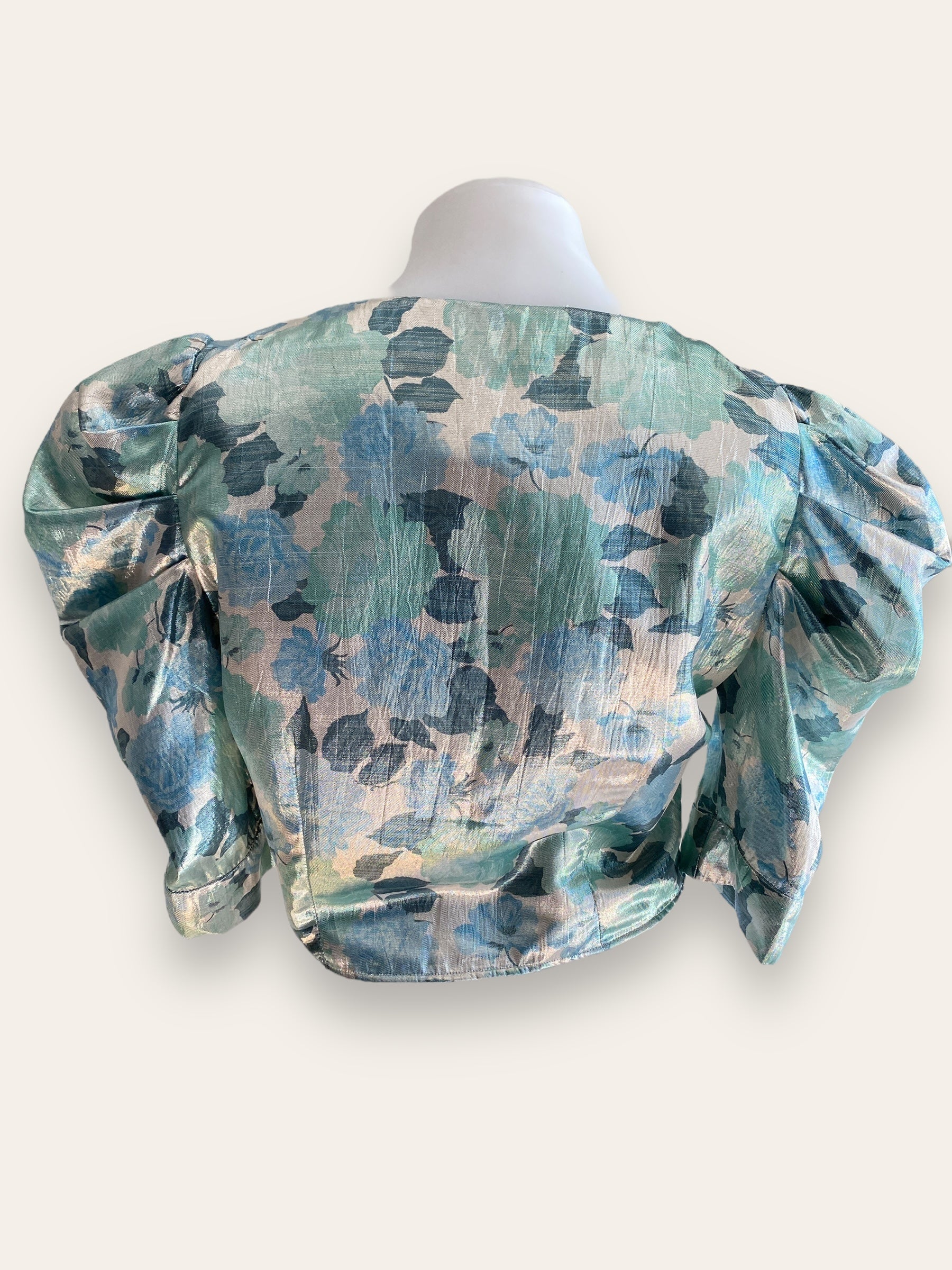 ZARA floral crop top w shimmer S